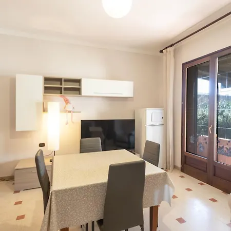 Antonella N1 E N2 Apartment Rivabella