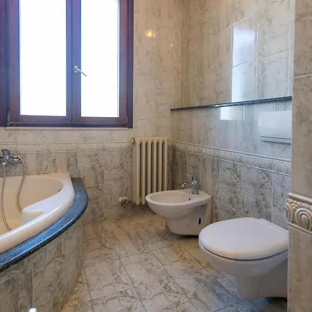Apartment Antonella N1 E N2 *